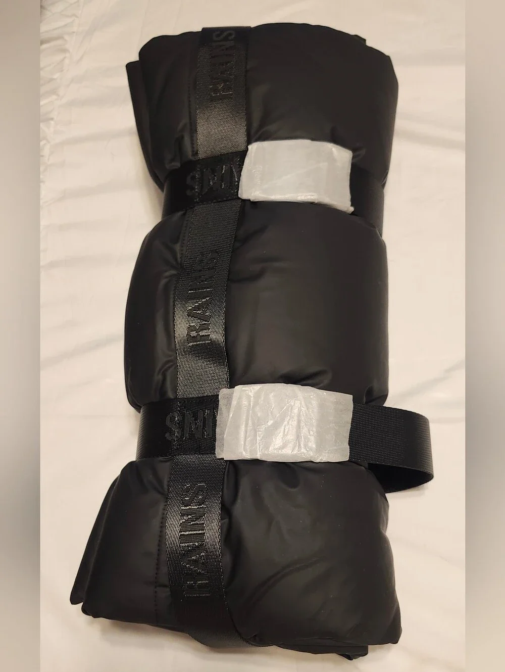 New Rains Black Trail Blanket W1
